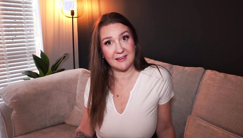 Harley Taboo – stepMOMMY Moves In