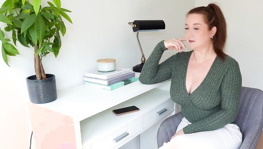 Anna Scot and Harley Taboo – Addicted To StepMommy