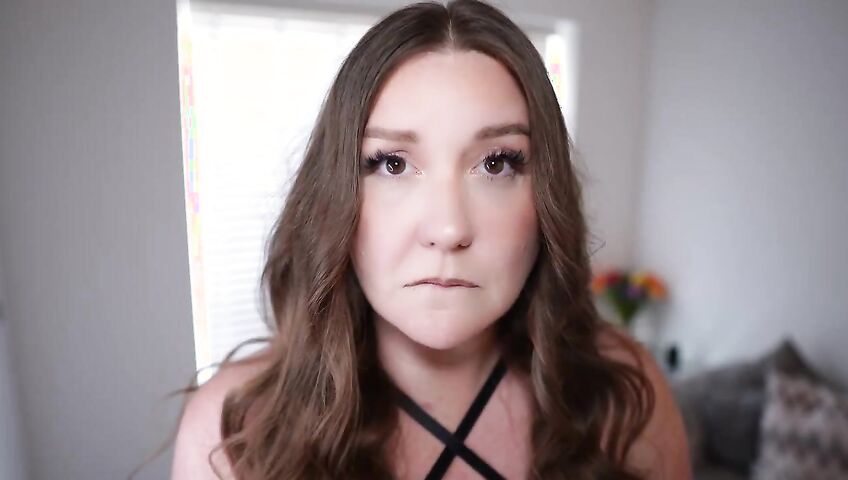 Anna Scot and Harley Taboo – Addicted To StepMommy