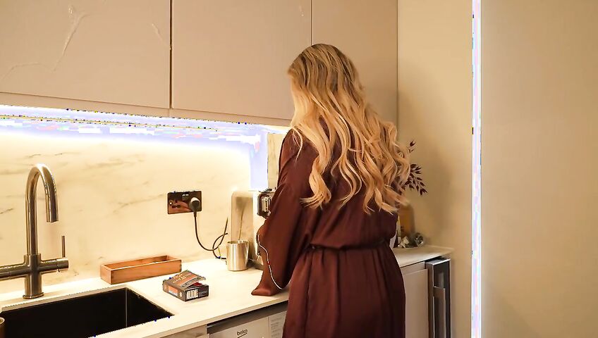 Anna Scot - Sister-inlaw MiLF - the slut for sale