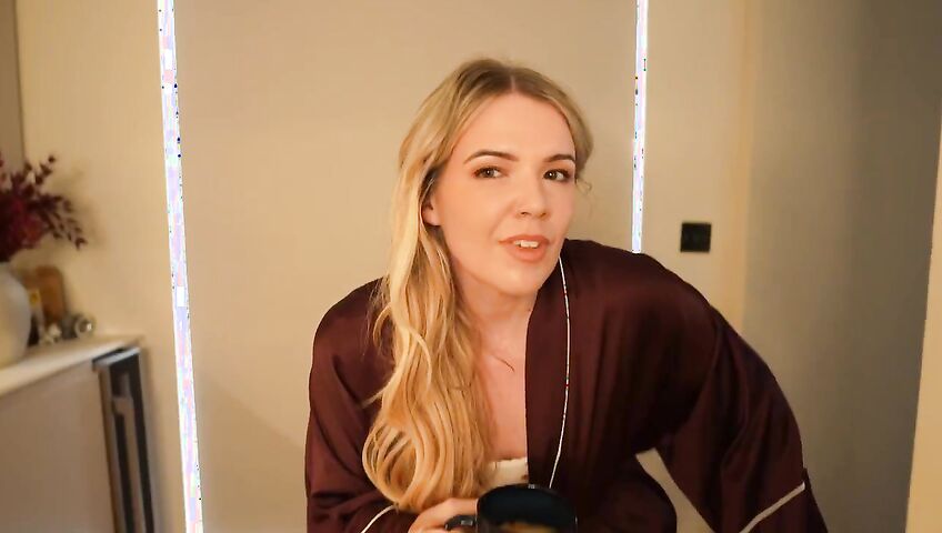 Anna Scot - Sister-inlaw MiLF - the slut for sale