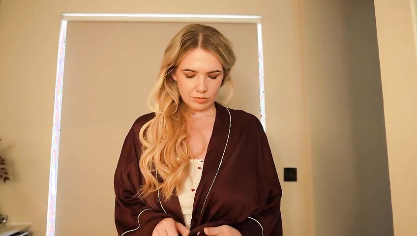 Anna Scot - Sister-inlaw MiLF - the slut for sale