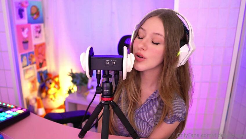 Diddly ASMR - 15 March 2026 - Face Porn (ASMR JOI)