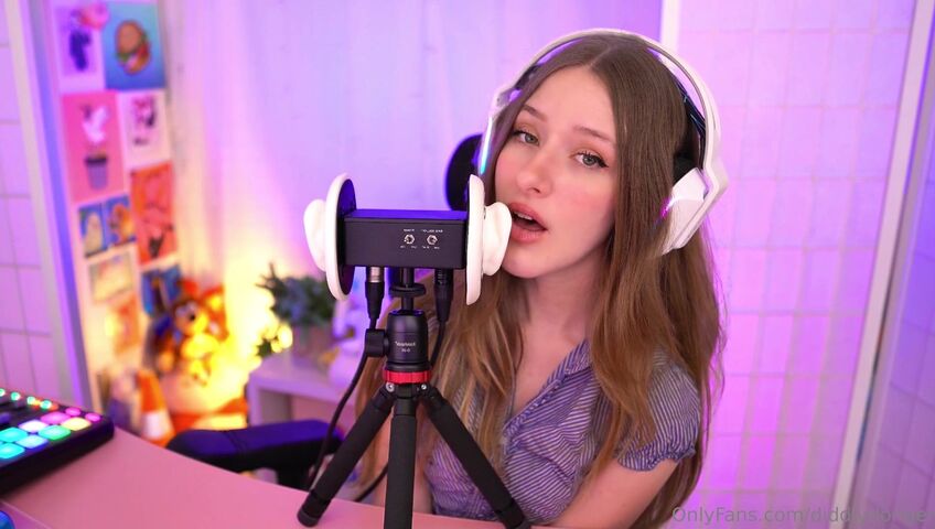 Diddly ASMR - 15 March 2026 - Face Porn (ASMR JOI)
