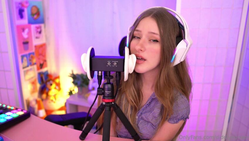 Diddly ASMR - 15 March 2026 - Face Porn (ASMR JOI)