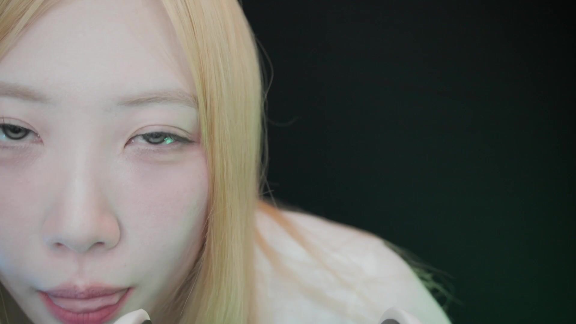 DOOBOO ASMR - 15 March 2026 - ASMR Ultra-Close Trigger Assortment (Mouth Sounds, Hand Movements, Fish Tank, Licking, Spit Painting, Goodnight)