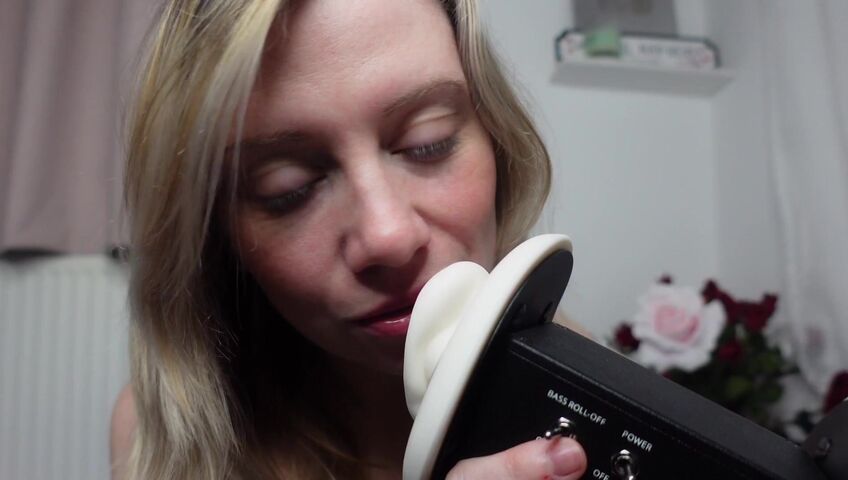 Jodie Marie ASMR - Close Up Tongue Swirls (Patreon)