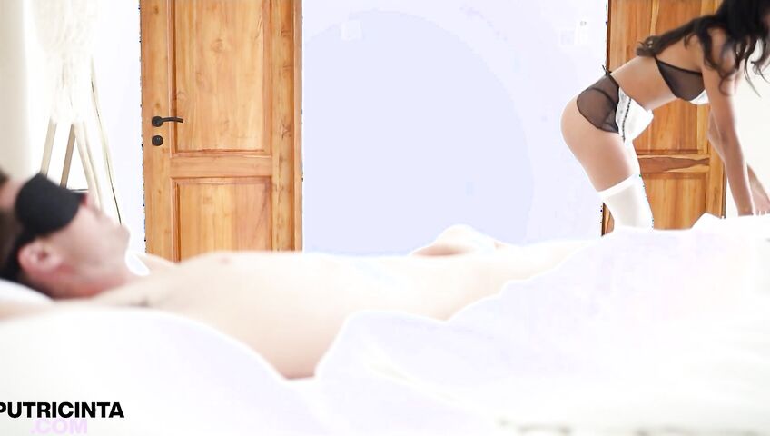 Putri Cinta Sextape 6