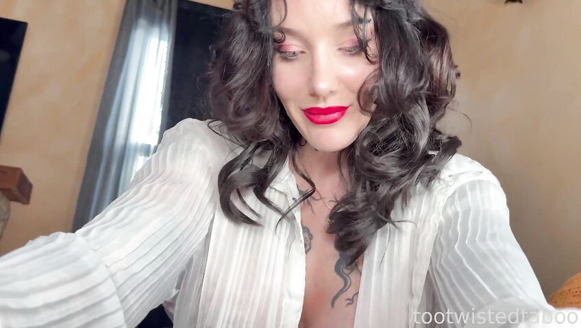 tootwistedtaboo - Step Mommy Needs A Massage