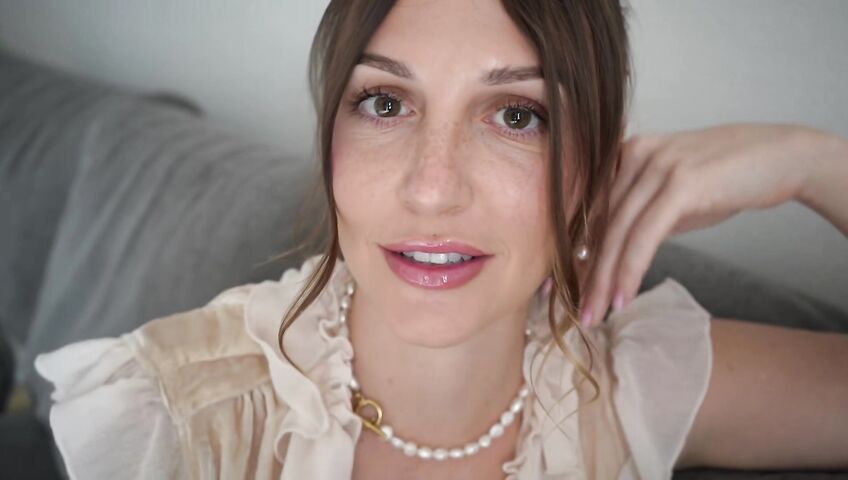 Tatum Christine-Domestic Housewife Roleplays As Freaky Mommy 2