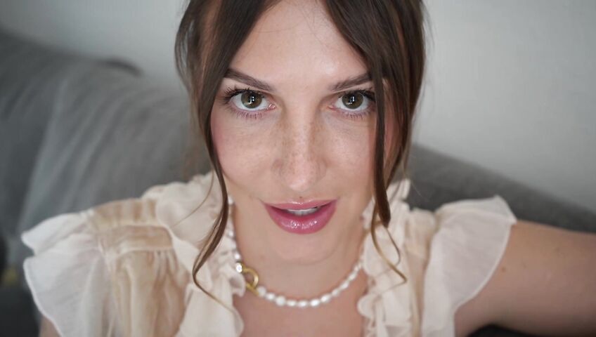 Tatum Christine-Domestic Housewife Roleplays As Freaky Mommy 2