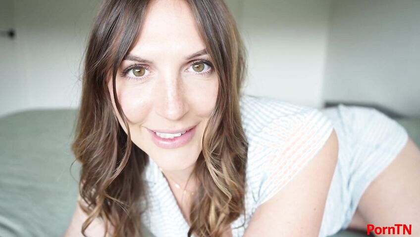 Tatum Christine - Mom Is Desperate And Divorced