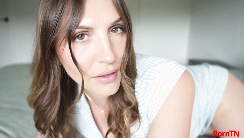 Tatum Christine - Mom Is Desperate And Divorced