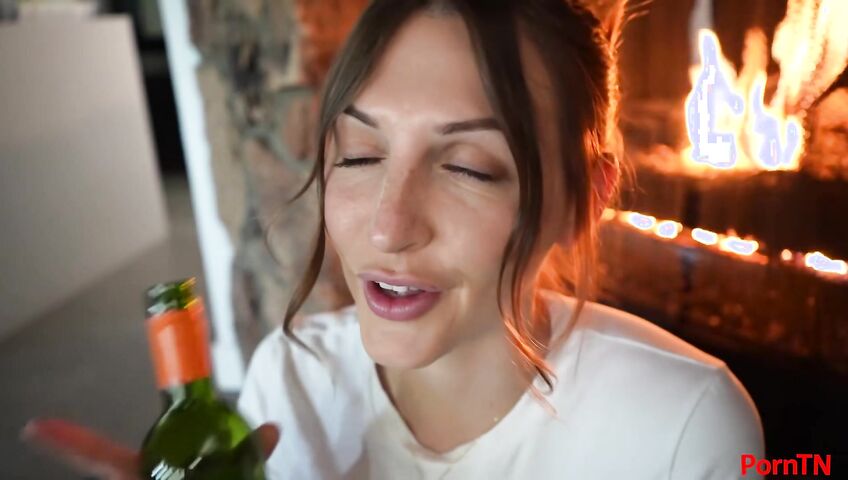 Tatum Christine - Mom Is Desperate And Divorced