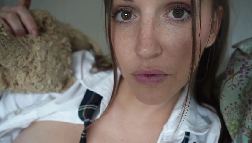 Tatum Christine-Knock Knock Lost Teen Blackmails Daddy