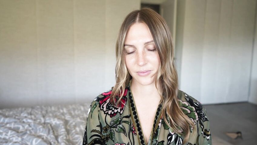 Tatum Christine-Moms Sticky Situation