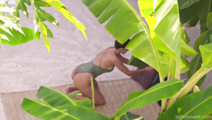 Seltin Sweet - Zanzibar Tropical Yoga