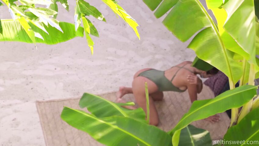 Seltin Sweet - Zanzibar Tropical Yoga