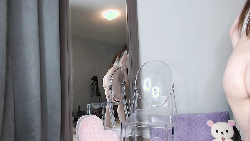 LilCanadian Girl - My Dildos