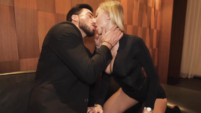 Hot Blonde Fucks Hard - Frances Bentley