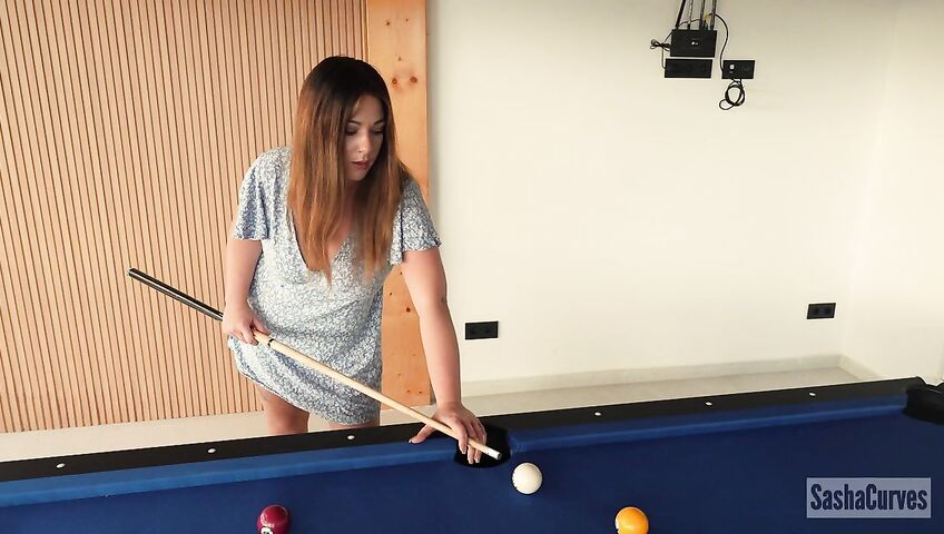 SashaCurves – Disconnected