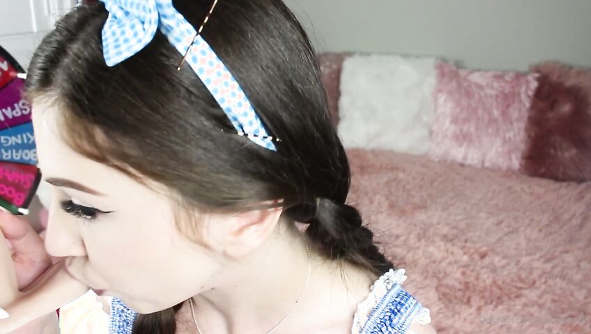 LilCanadian Girl - Bunny Fuck Machine Show - Show Gurl