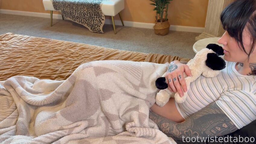 MissKittyQuinn | Tootwistedtaboo - Step Sis Swaps Step Bro For Stuffy