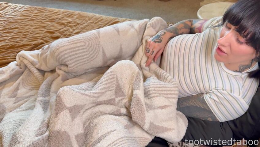 MissKittyQuinn | Tootwistedtaboo - Step Sis Swaps Step Bro For Stuffy