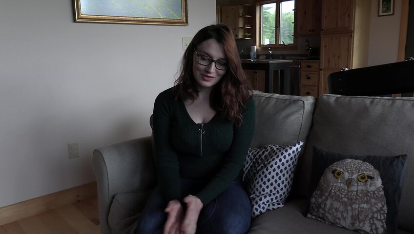 Bettie Bondage - Mom Found Your Sneaky Phone Pics