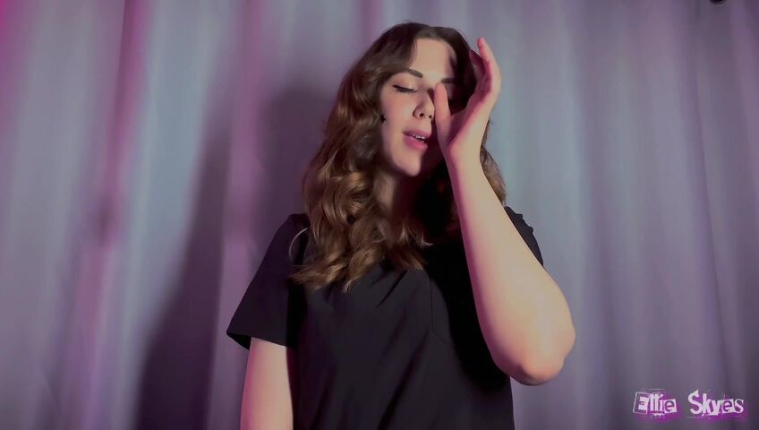 Ellie Skyes - Your Dream Nurse