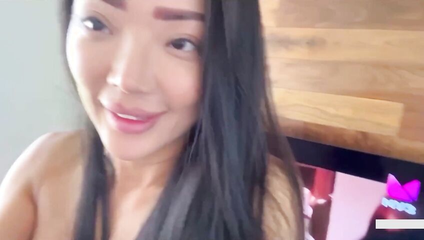 Ayumi Anime-Horny Girl Next Door Wet Me Up