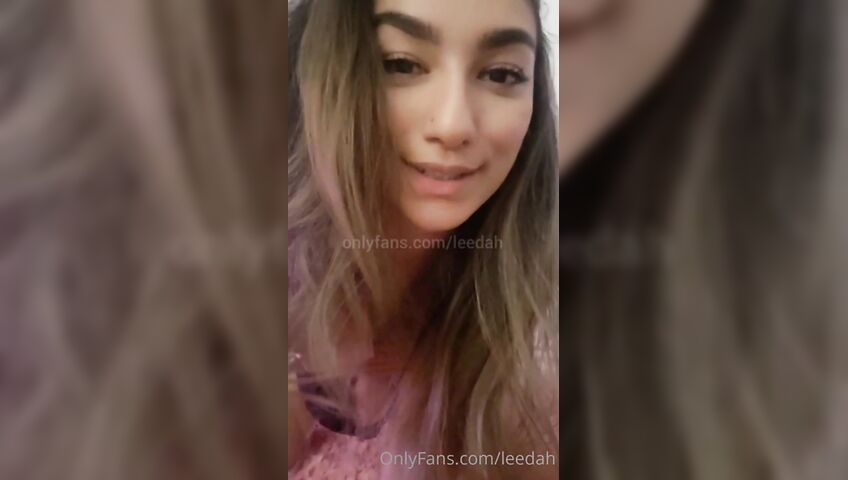 Leedah ASMR - Fucking herself with a dildo just off-camera