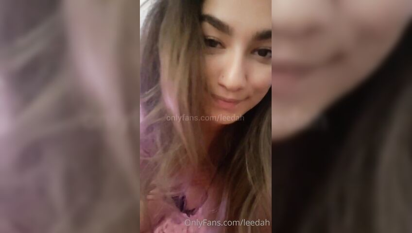 Leedah ASMR - Fucking herself with a dildo just off-camera