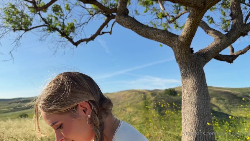 Caroline Zalog - St. Patrick's Day Try-On Haul