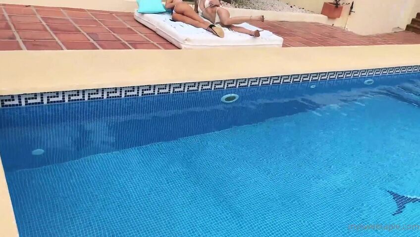 MySweetApple - Threesome