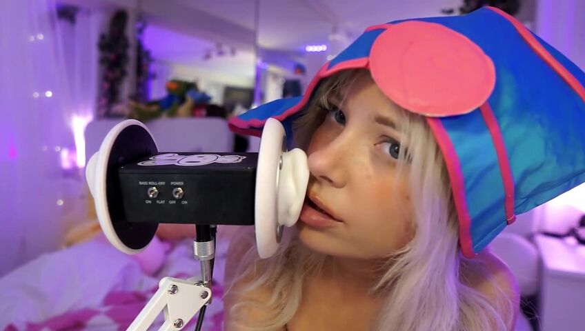 Dollblush ASMR - Dark Magician Girl Cosplay - Extended ASMR Ear Mic (Patreon)