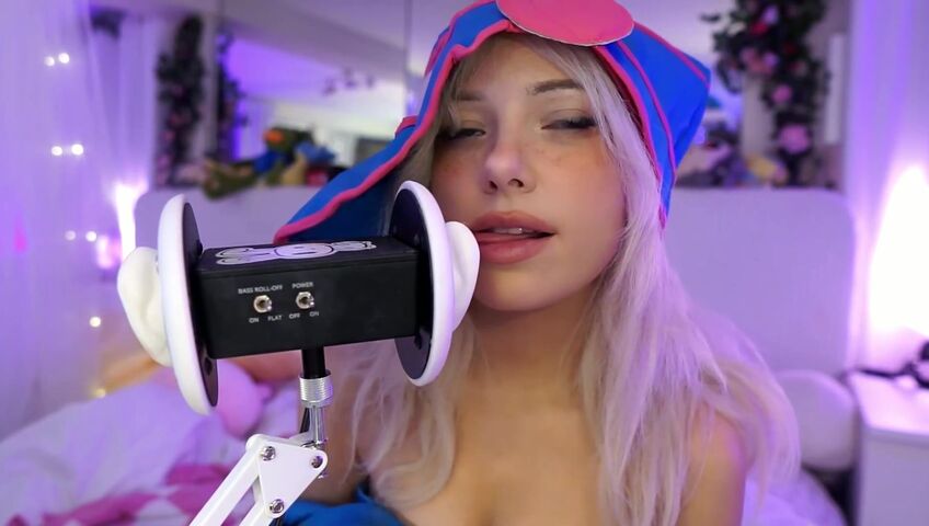 Dollblush ASMR - Dark Magician Girl Cosplay - Extended ASMR Ear Mic (Patreon)
