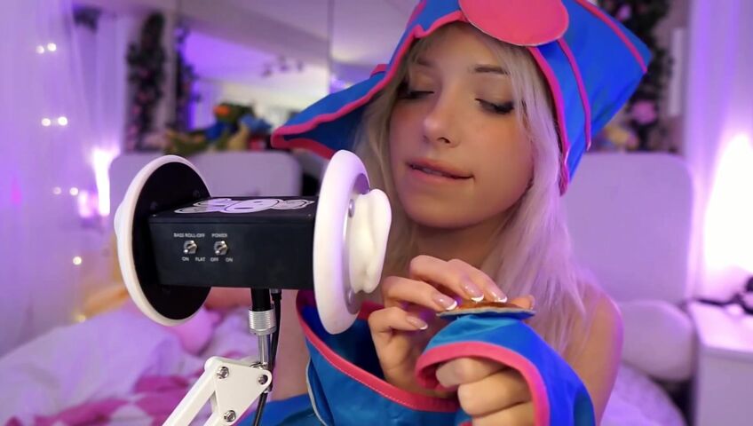 Dollblush ASMR - Dark Magician Girl Cosplay - Extended ASMR Ear Mic (Patreon)