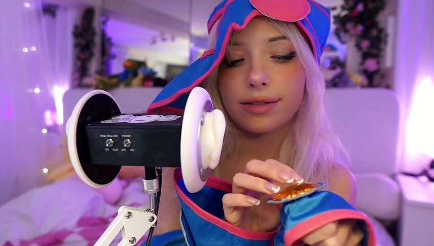 Dollblush ASMR - Dark Magician Girl Cosplay - Extended ASMR Ear Mic (Patreon)