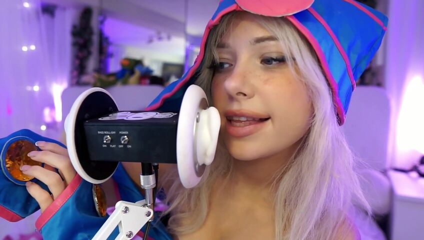 Dollblush ASMR - Dark Magician Girl Cosplay - Extended ASMR Ear Mic (Patreon)