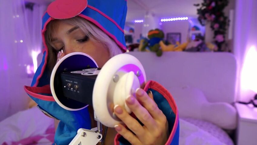 Dollblush ASMR - Dark Magician Girl Cosplay - Extended ASMR Ear Mic (Patreon)