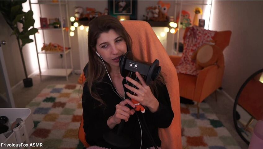 FrivolousFox ASMR - 20 March 2026 - Patreon Exclusive Stream