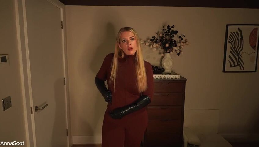 Anna Scot - Bad Auntie Meets Her Match