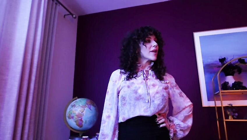 Savvy Star - Vampire Teacher: The Seduction