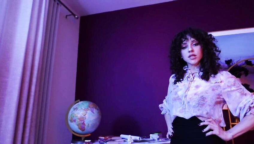 Savvy Star - Vampire Teacher: The Seduction