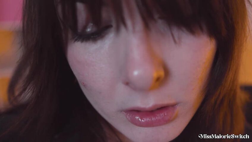 Miss Malorie Switch – StepMommy Soothes Your Breakup Blues