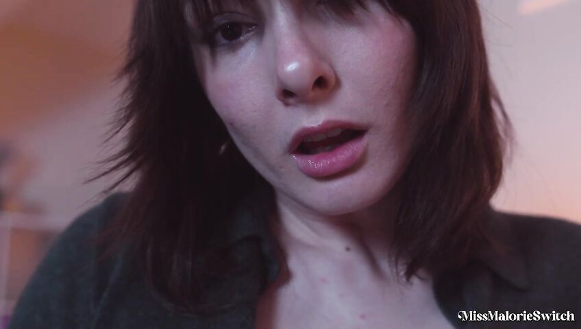 Miss Malorie Switch – StepMommy Soothes Your Breakup Blues