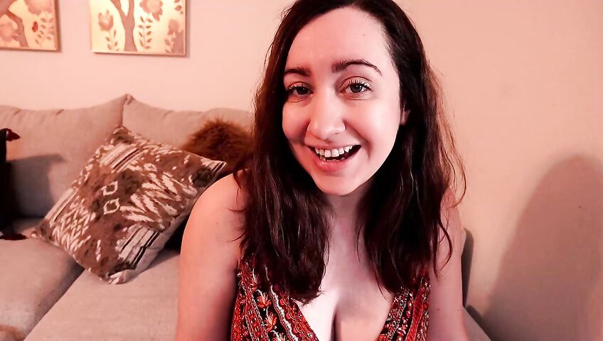 LaLunaLewd – StepMom’s BFF Loves Big Cock