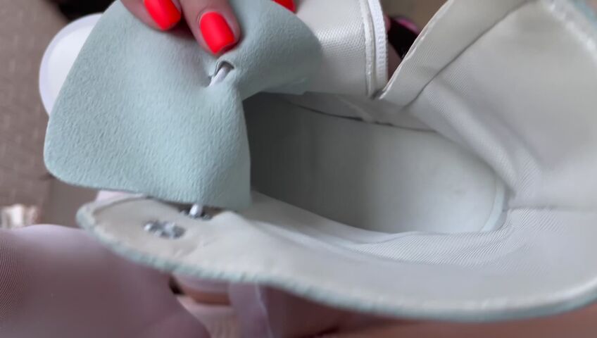 Trisha Moon - Toes In Stockings & Boots