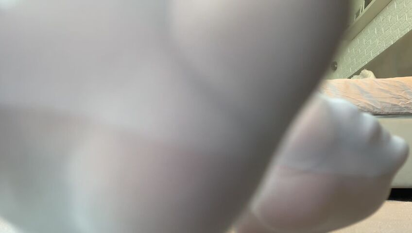 Trisha Moon - Toes In Stockings & Boots